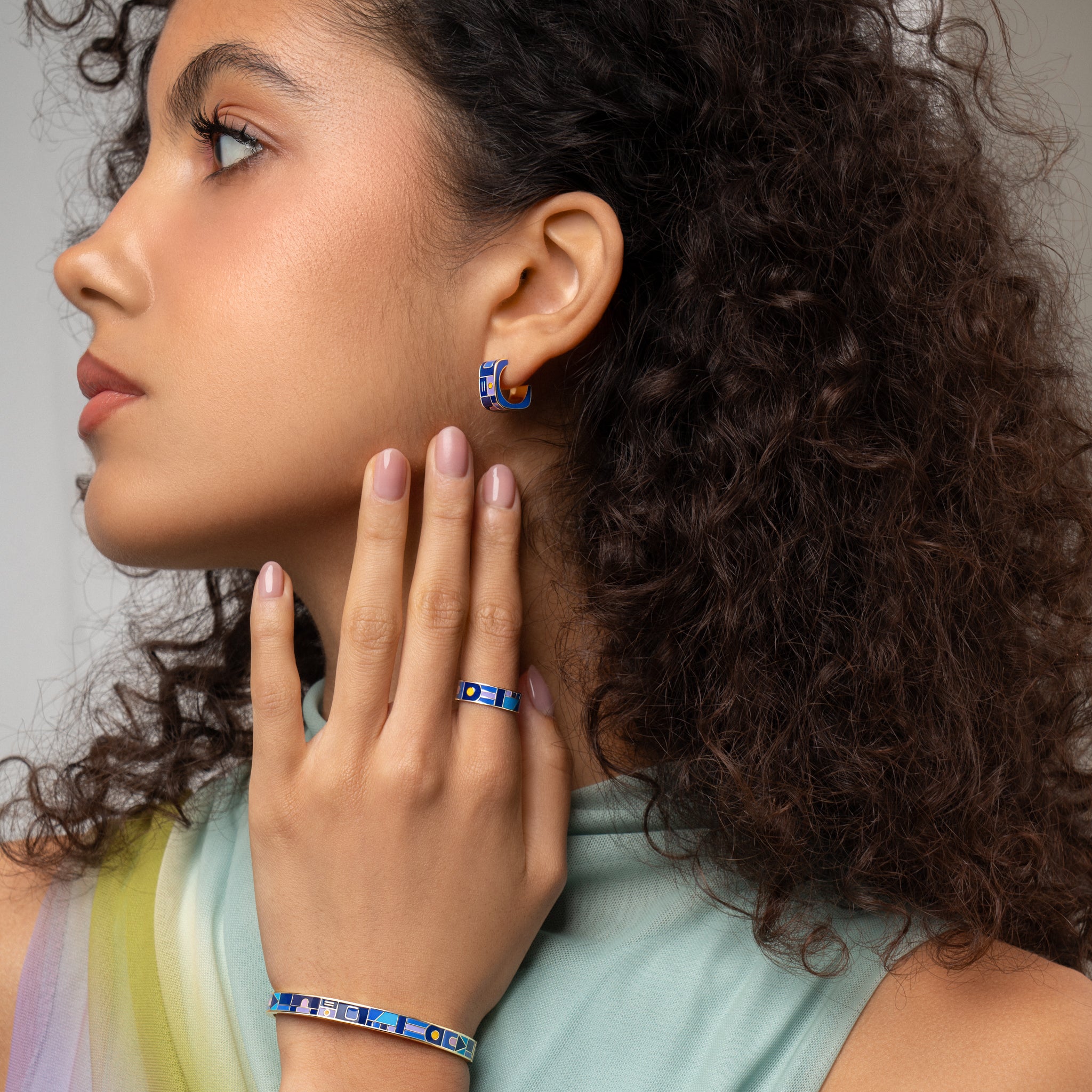 Luna Vela Earrings