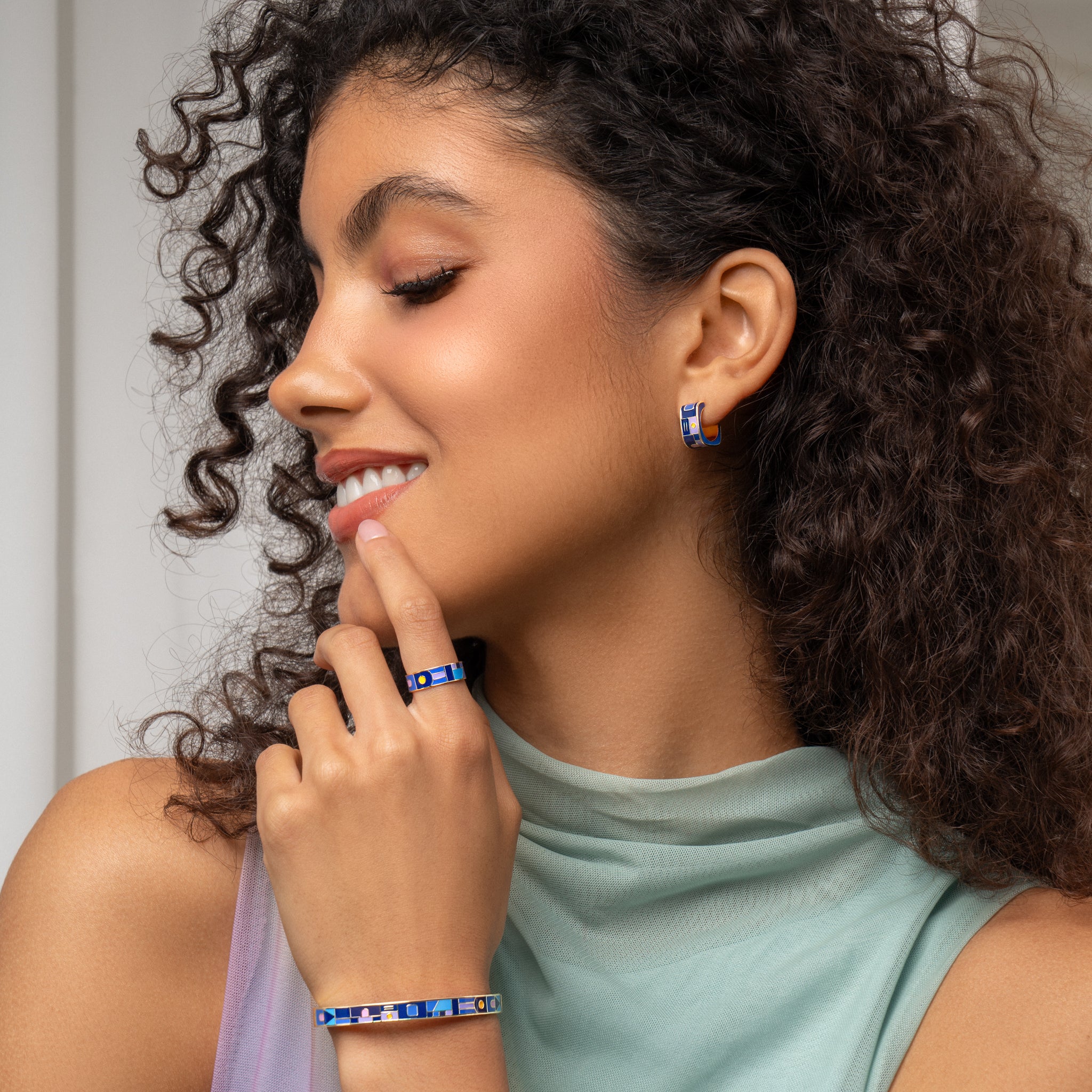 Luna Vela Earrings
